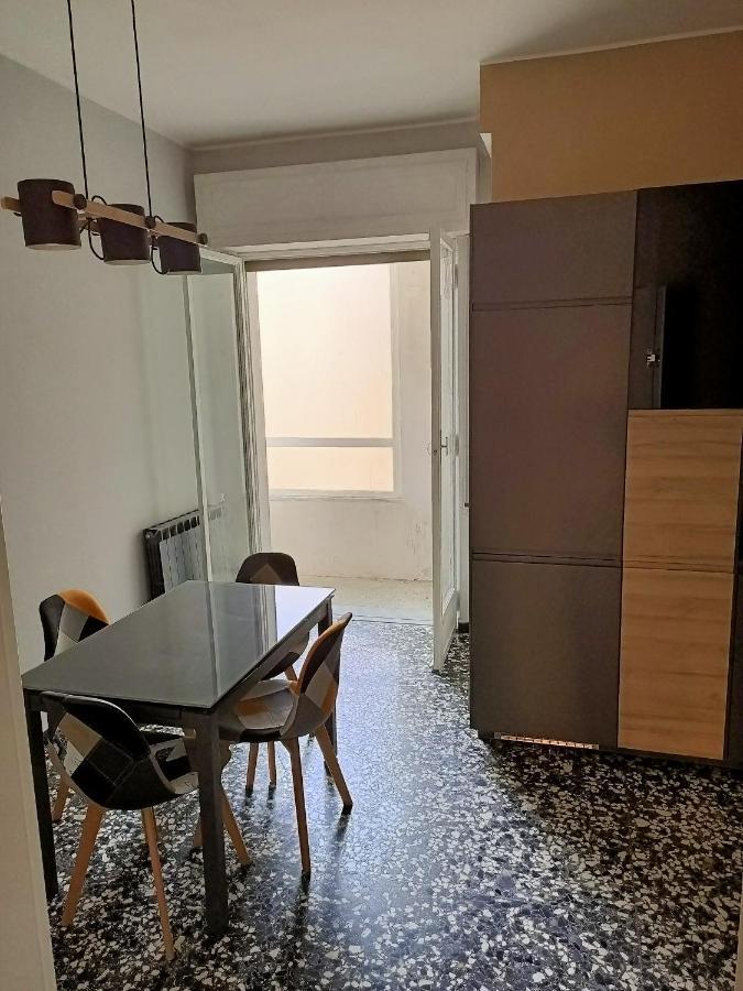 شقة Casa Di Noemi - Seafront With Parking سافونا المظهر الخارجي الصورة