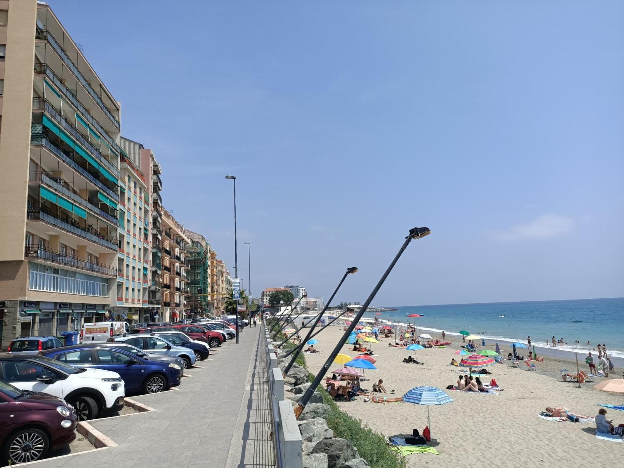 شقة Casa Di Noemi - Seafront With Parking سافونا المظهر الخارجي الصورة